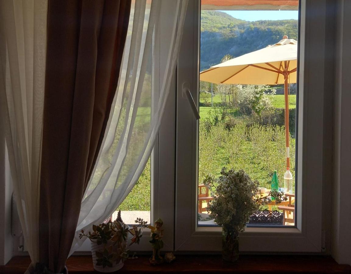 Konak Ugnji-Village Cetinje Bagian luar foto