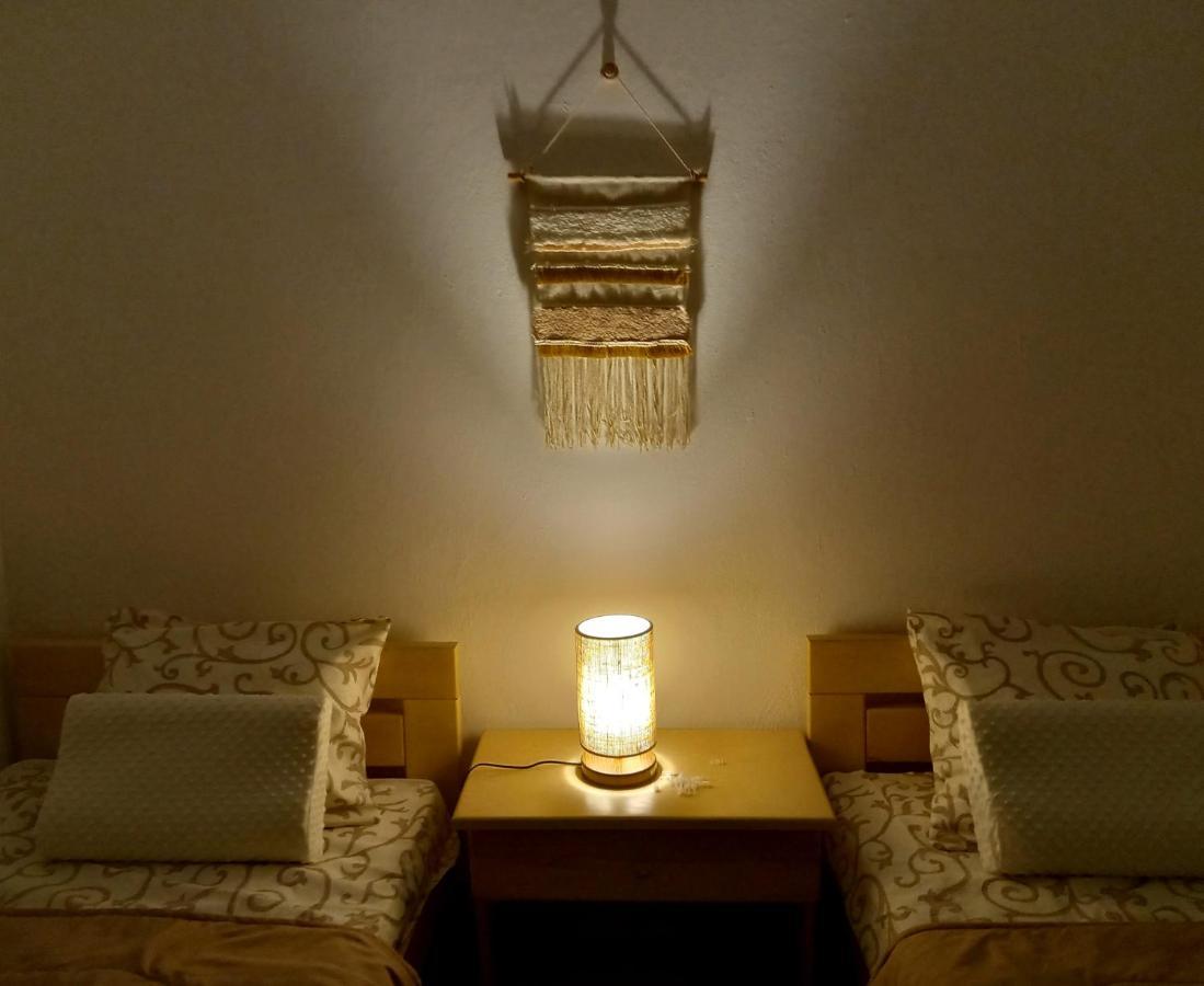 Konak Ugnji-Village Cetinje Bagian luar foto