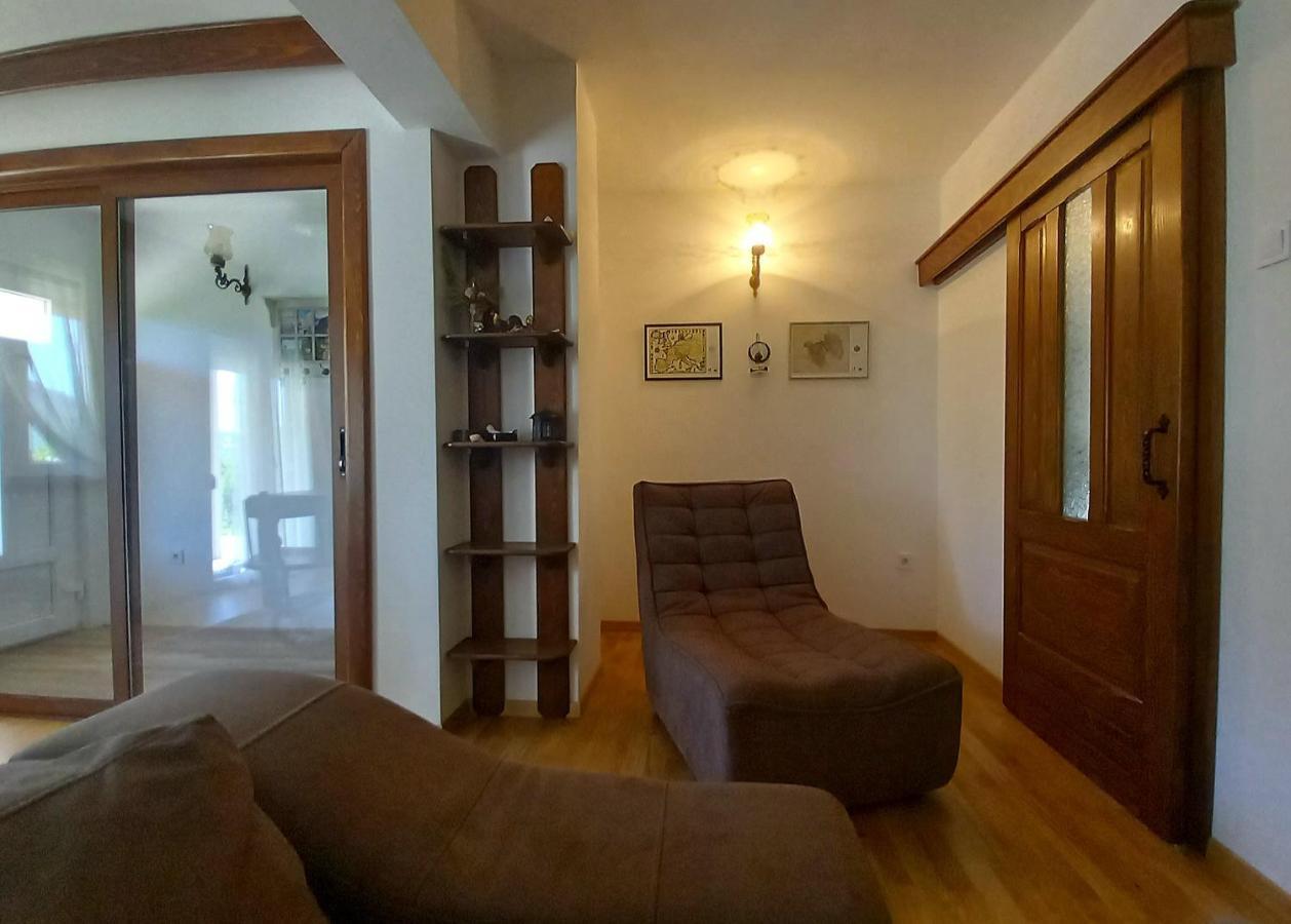 Konak Ugnji-Village Cetinje Bagian luar foto