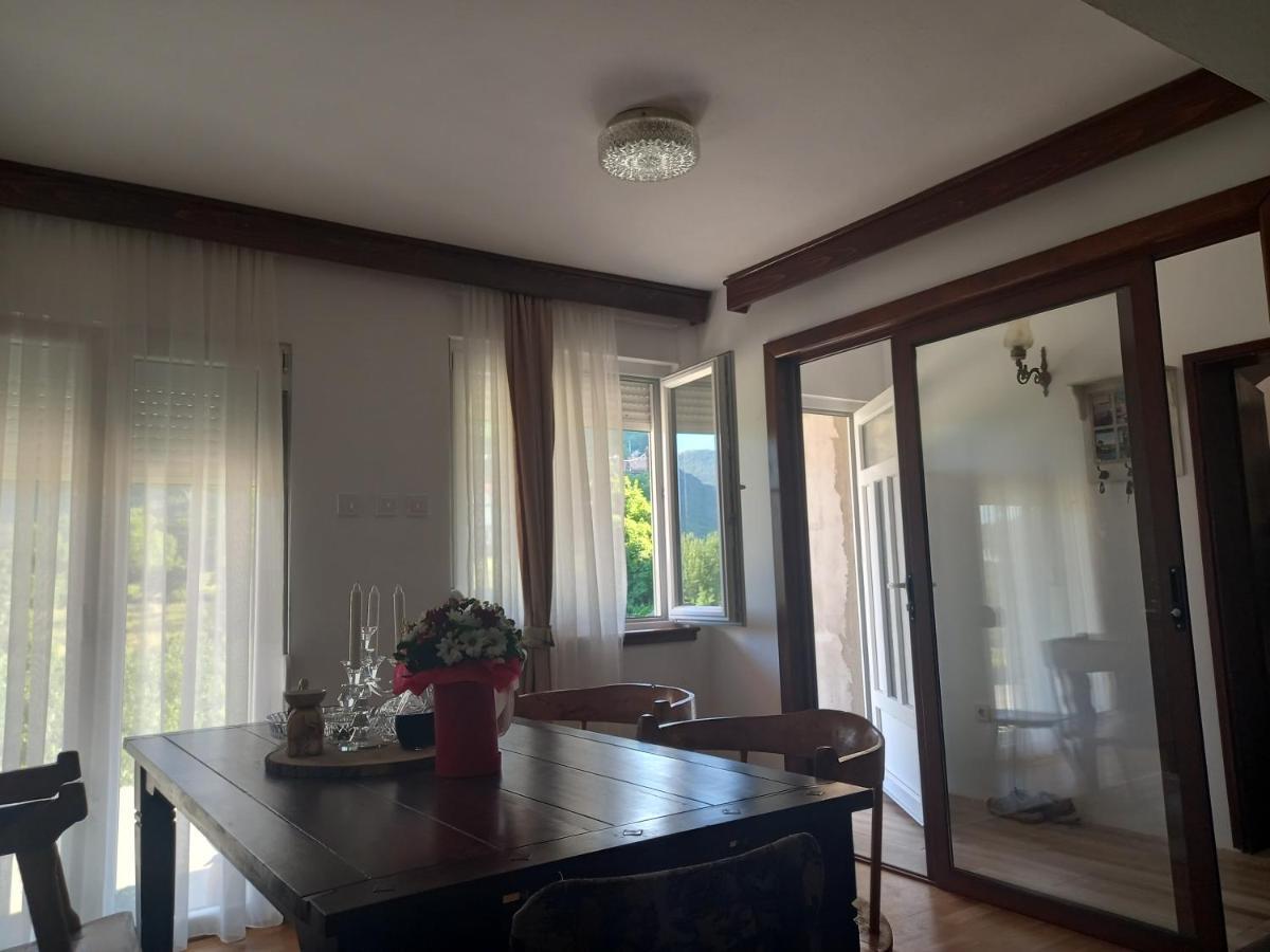 Konak Ugnji-Village Cetinje Bagian luar foto