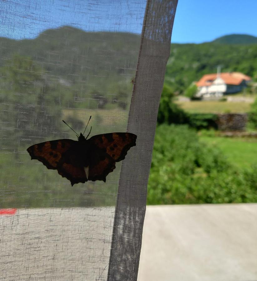 Konak Ugnji-Village Cetinje Bagian luar foto